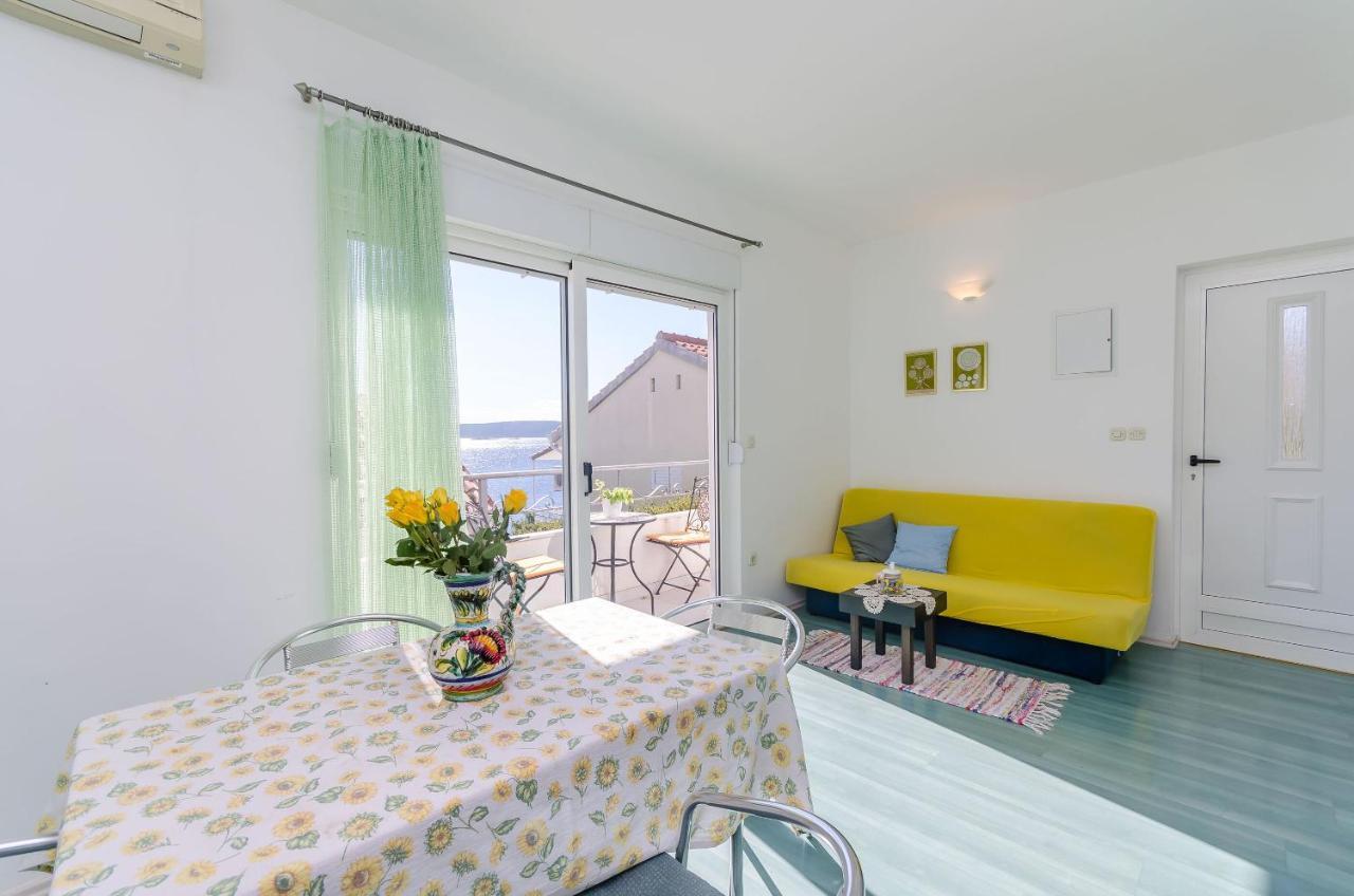 Apartments Zdenka Donji Okrug  Екстериор снимка